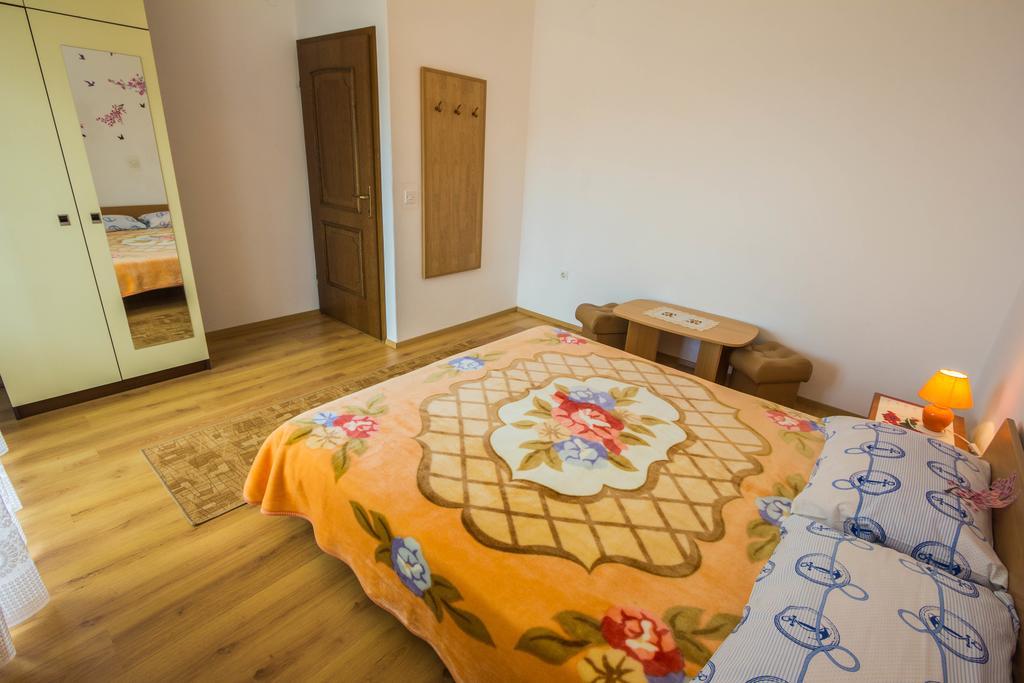 Apartments Villa Luciana Rijeka Exterior foto
