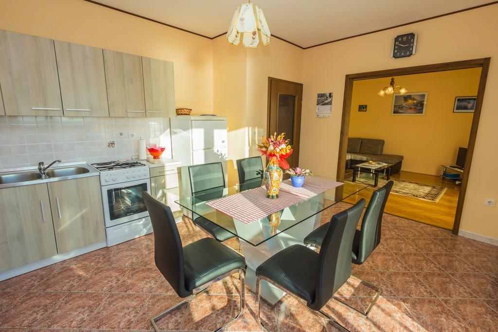 Apartments Villa Luciana Rijeka Exterior foto